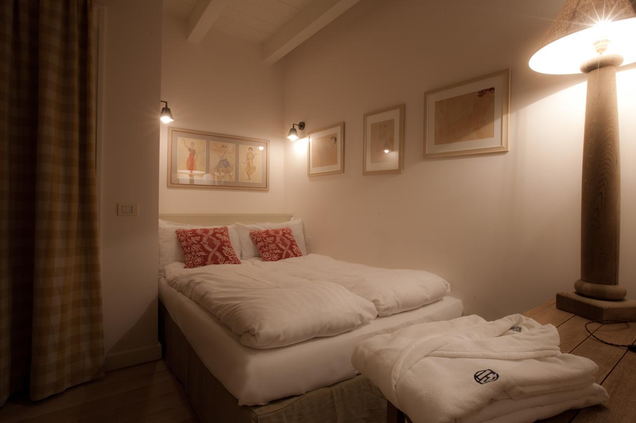 Aparthotel Les Fleurs Bleues à Livigno Chambre photo